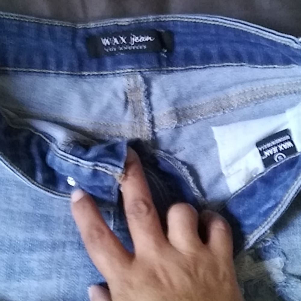 Shorts - Picture 4 of 4